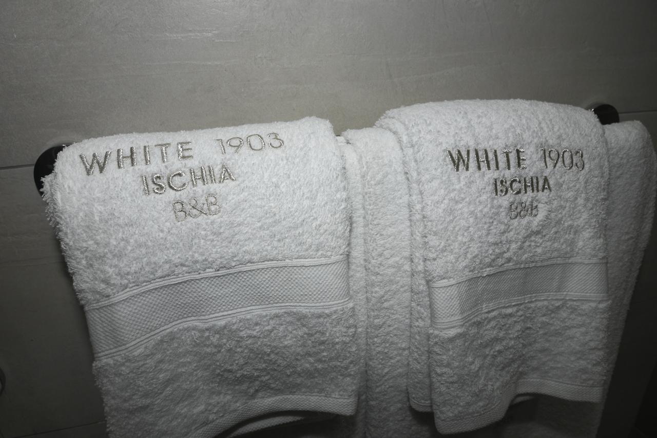 White 1903 Bed & Breakfast Forio  Bagian luar foto